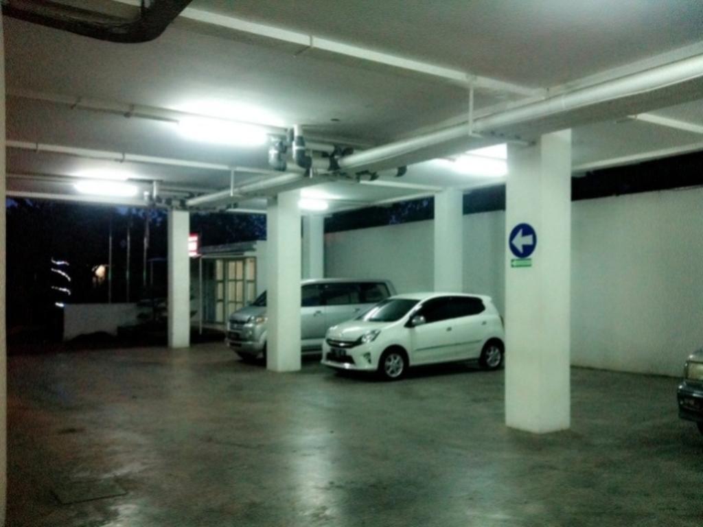 Lj Hotel Bandung Exterior foto